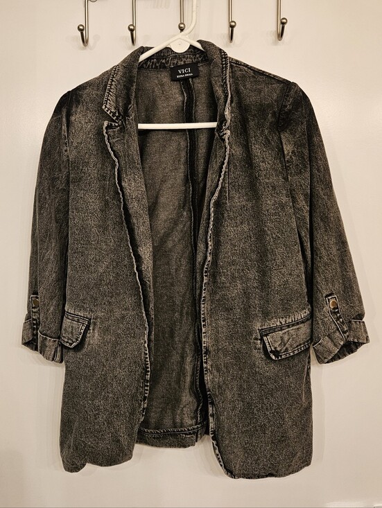 Vici Jackets & Blazers - VICI Womens Acid Wash Denim Blazer Jacket Sz XS Black Grey Roll Tab Sleeve